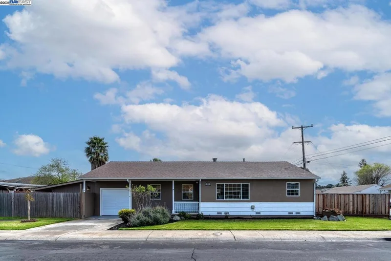 91 Geneva Ave, Hayward, CA 94544