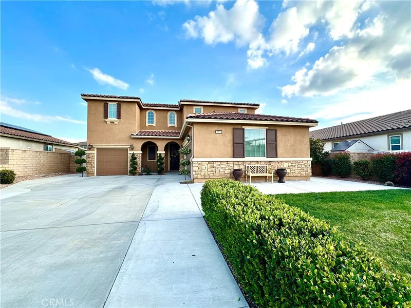 865 Genaro Drive, Perris, CA 92571