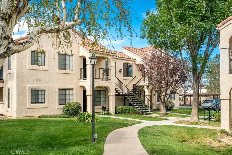 2554 Olive Drive 84, Palmdale, CA 93550