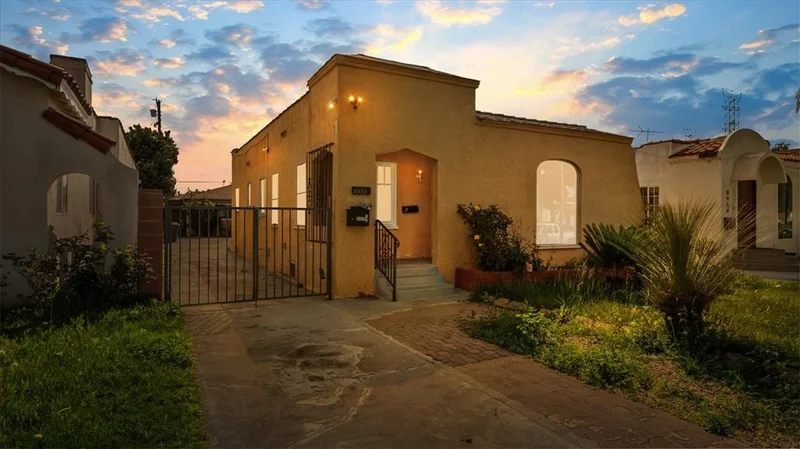 8950 Madison Avenue, South Gate, CA 90280