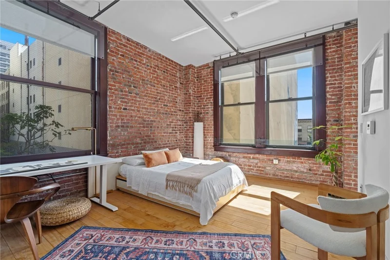 460 S Spring Street 302, Los Angeles, CA 90013