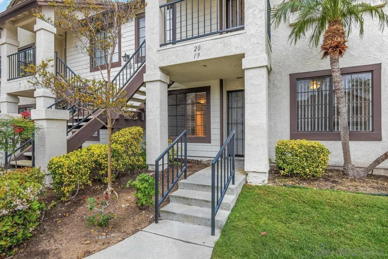8508 Summerdale Rd 19, San Diego, CA 92126