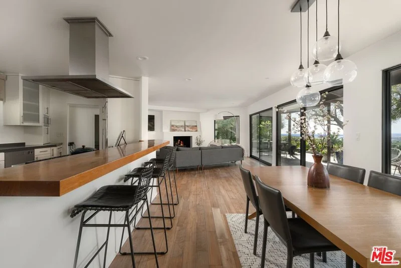 417 Northridge Road, Santa Barbara, CA 93105