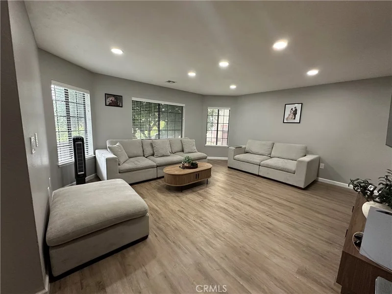 515 W Gardena Boulevard 18, Gardena, CA 90248