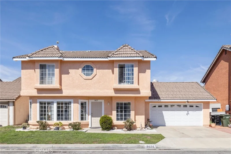 8625 Rancho Vista Street, Paramount, CA 90723