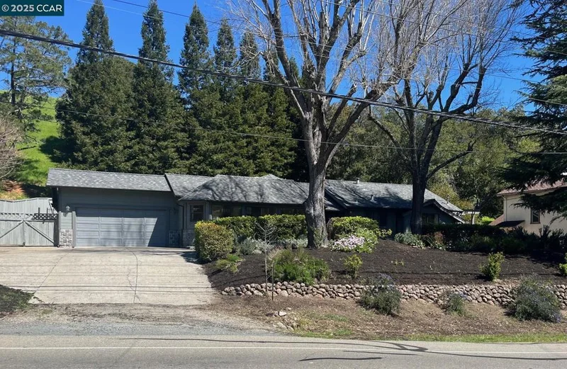 225 Rheem Blvd, Moraga, CA 94556