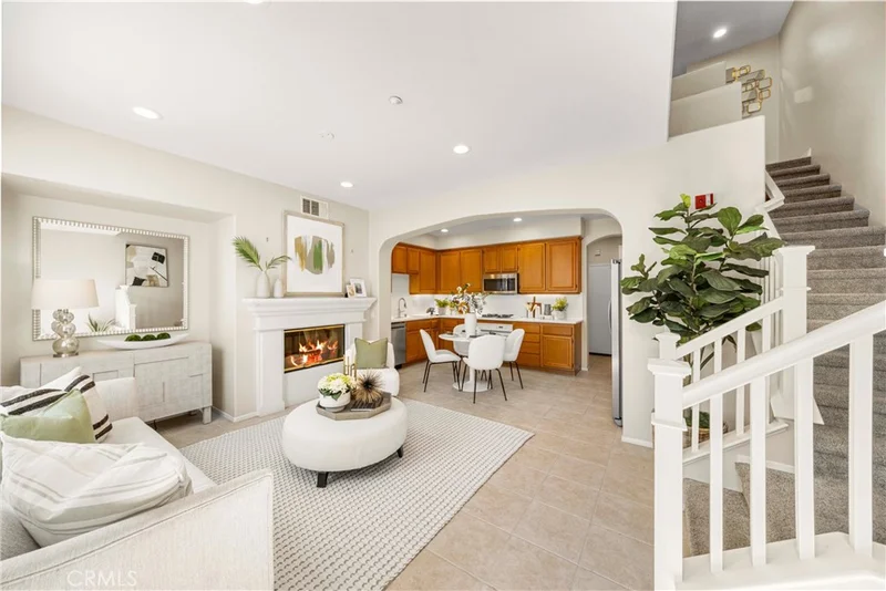 85 Sapphire 45, Irvine, CA 92602