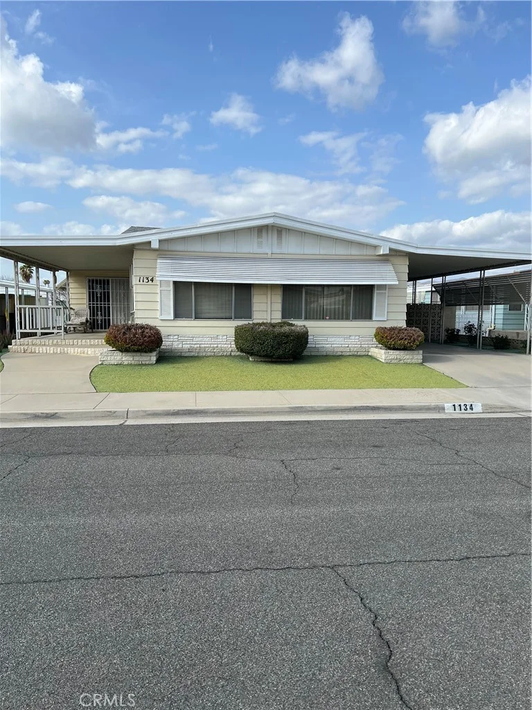 1134 Via Del Mesa, Hemet, CA 92543