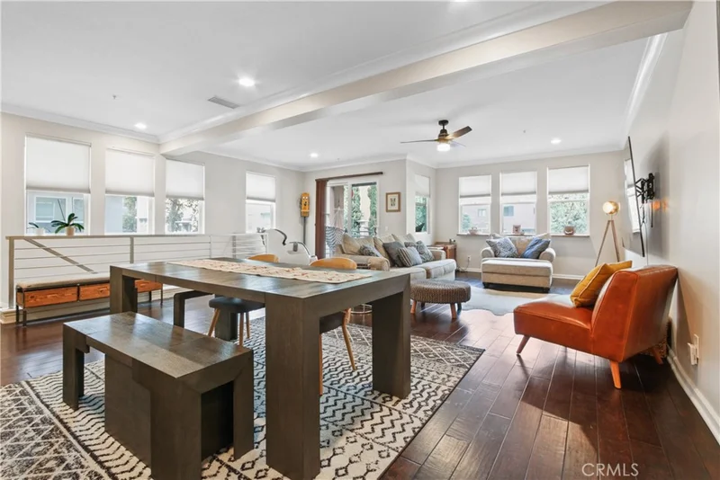 450 E Jeanette Lane, Santa Ana, CA 92705