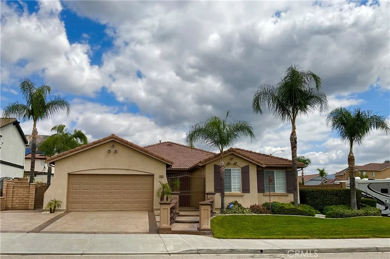7675 Paseo Largo, Highland, CA 92346