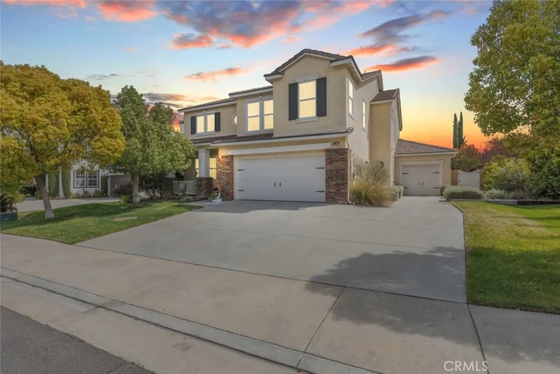 30073 Trois Valley Street, Murrieta, CA 92563