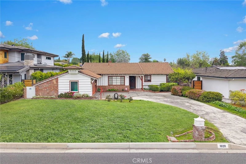 1020 S 5th Avenue, Arcadia, CA 91006