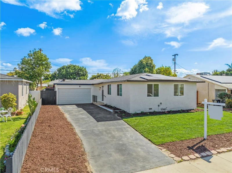 8742 Stansbury Avenue, Panorama City, CA 91402