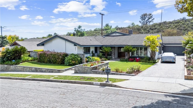 3021 La Travesia Drive, Fullerton, CA 92835
