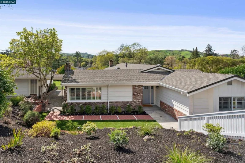 617 Huntleigh Dr, Lafayette, CA 94549