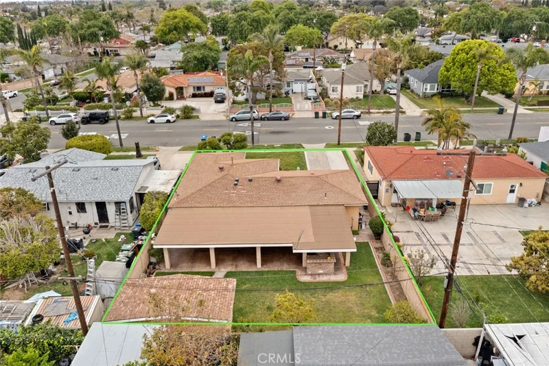 1034 W Saint Andrew Place, Santa Ana, CA 92707