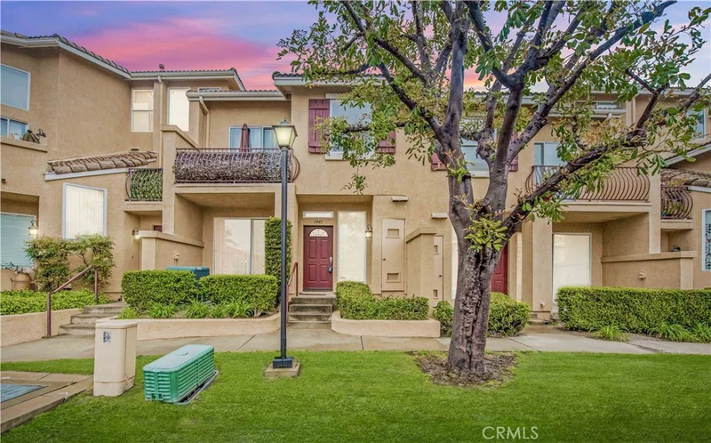 1041 S Positano Avenue, Anaheim Hills, CA 92808