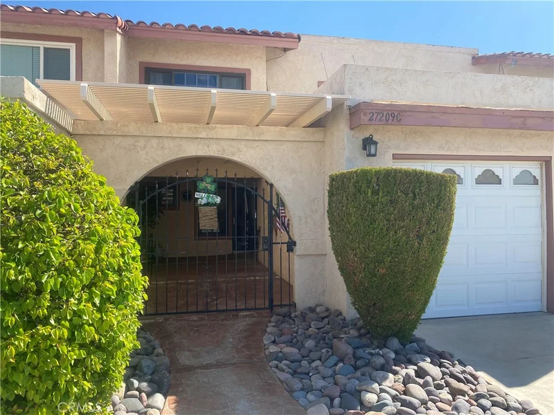 27209 Outrigger Lane, Helendale, CA 92342