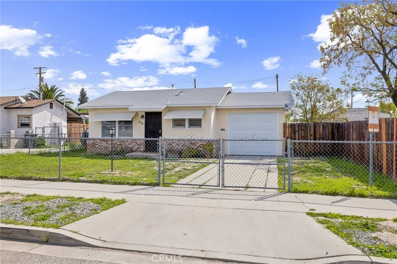 230 S Ramona Street, Hemet, CA 92543