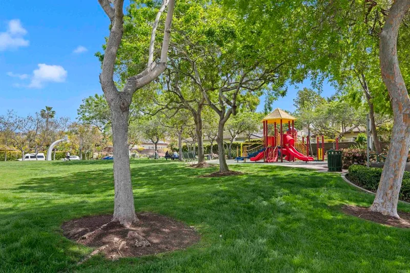 1141 Pacifica Ave, Chula Vista, CA 91913