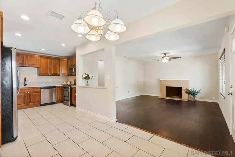 6203 Alderley St, San Diego, CA 92114