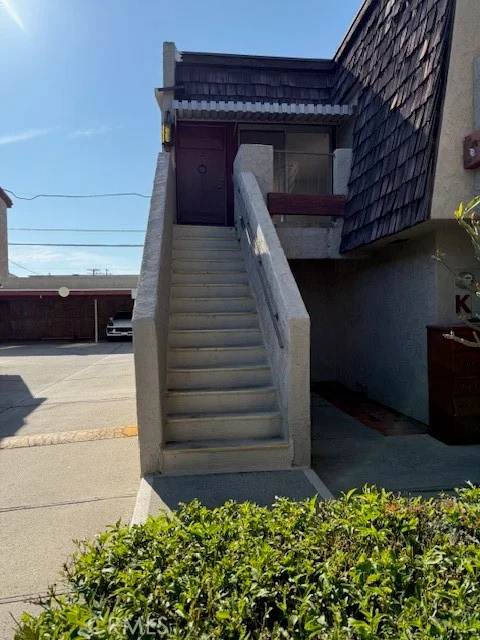 621 N Alhambra Avenue J, Monterey Park, CA 91755