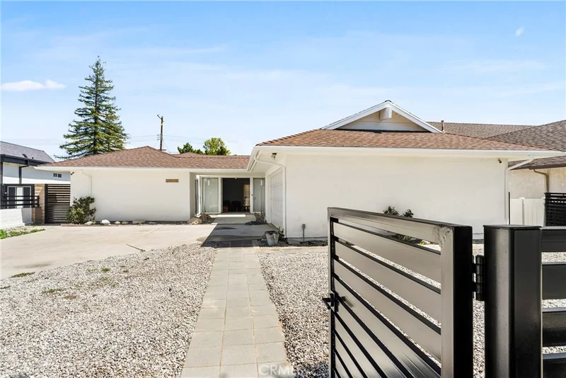 10036 Cozycroft Avenue, Chatsworth, CA 91311