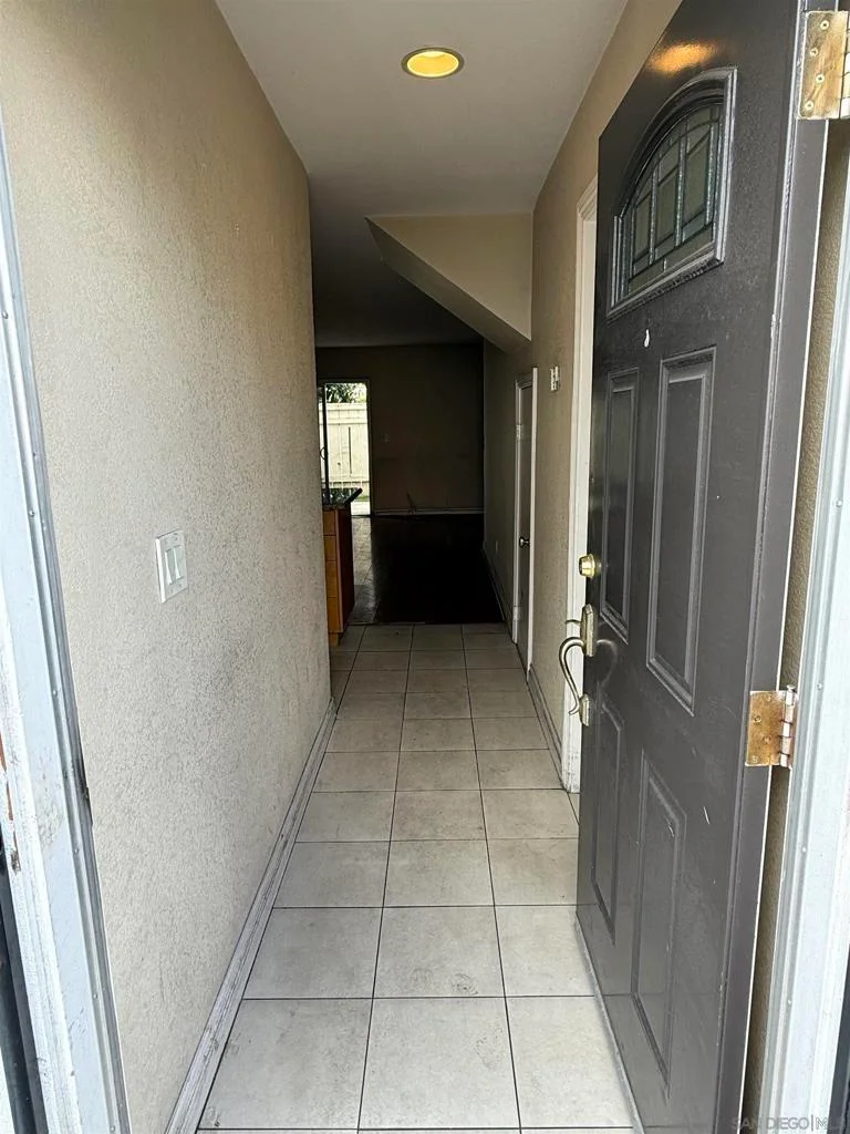 851 S Mollison Ave 6, El Cajon, CA 92020