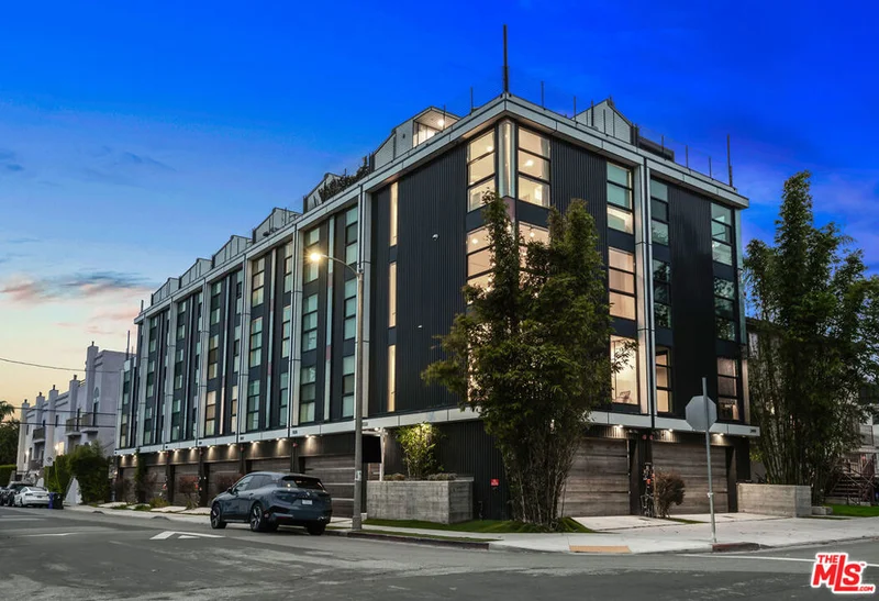 11333 Pearl Street, Los Angeles, CA 90064