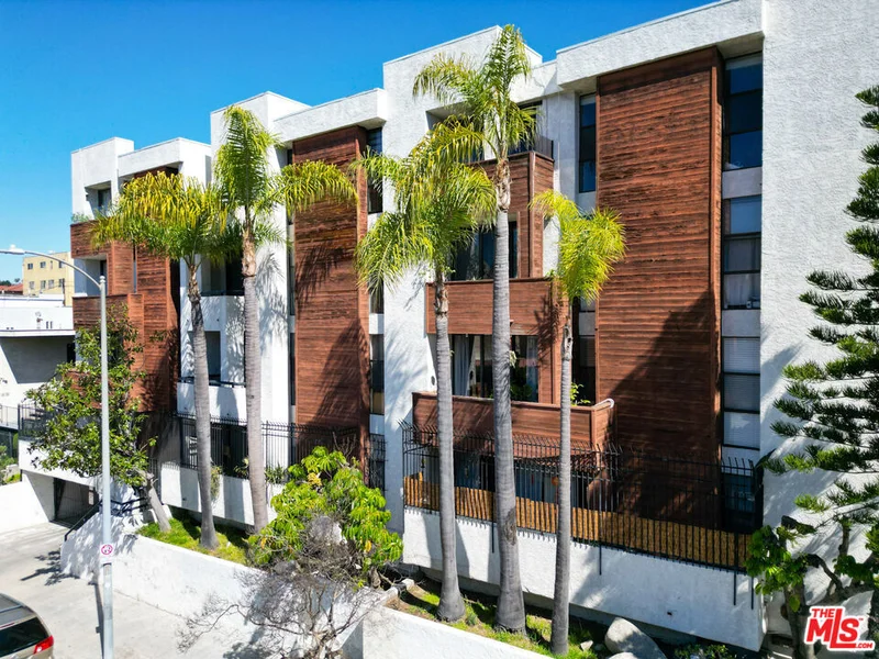 630 N Grand Avenue 402, Los Angeles, CA 90012
