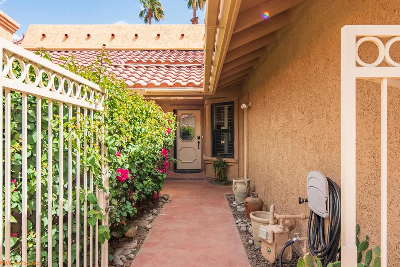41530 Woodhaven Drive E, Palm Desert, CA 92211