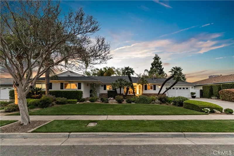 1048 E Menlo Avenue, Fresno, CA 93710