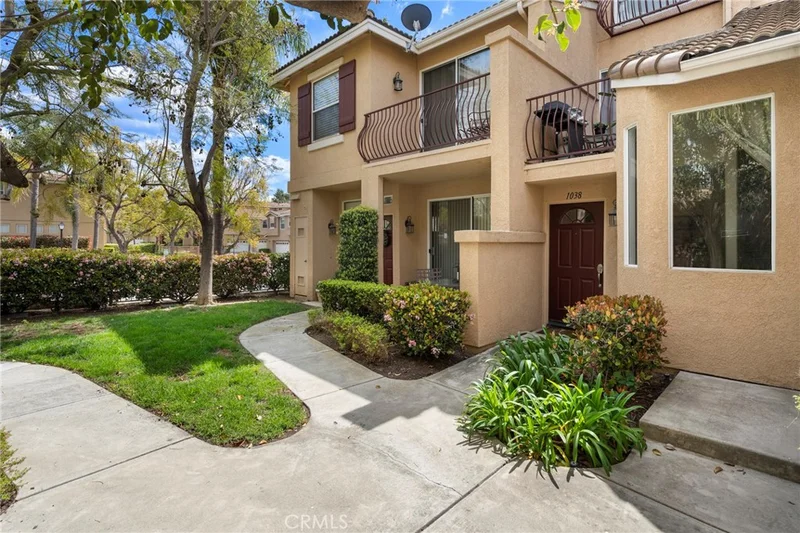 1038 S Saint Tropez Avenue, Anaheim Hills, CA 92808