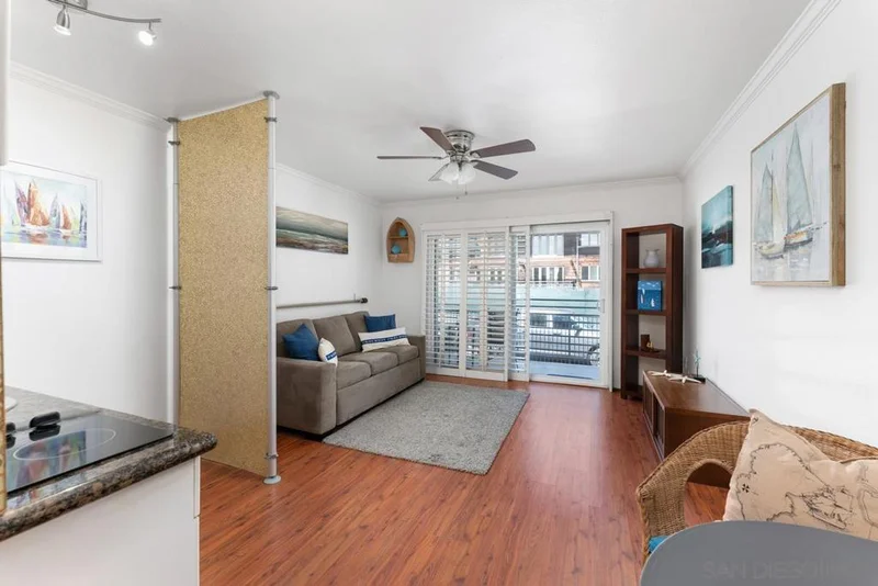 1021 Scott 112, San Diego, CA 92106