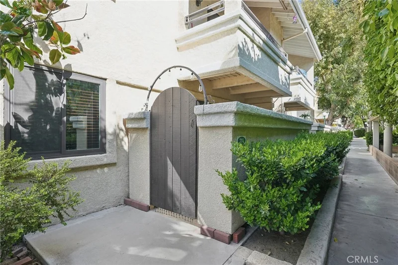 27236 Luther Drive 713, Canyon Country, CA 91351