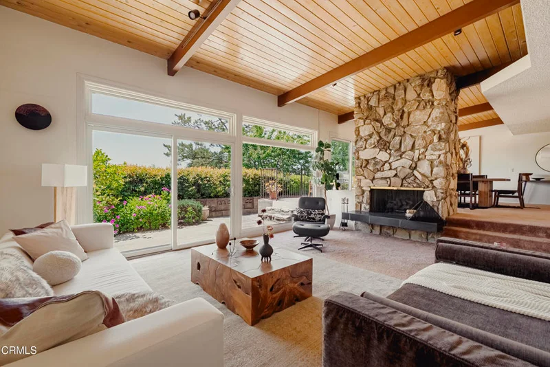 5519 Terrace Drive, La Crescenta, CA 91214