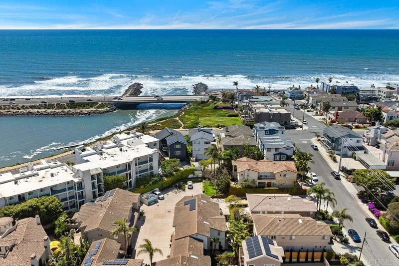 253 Chinquapin Avenue, Carlsbad, CA 92008
