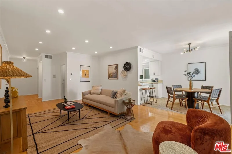 10345 Almayo Avenue 105, Los Angeles, CA 90064