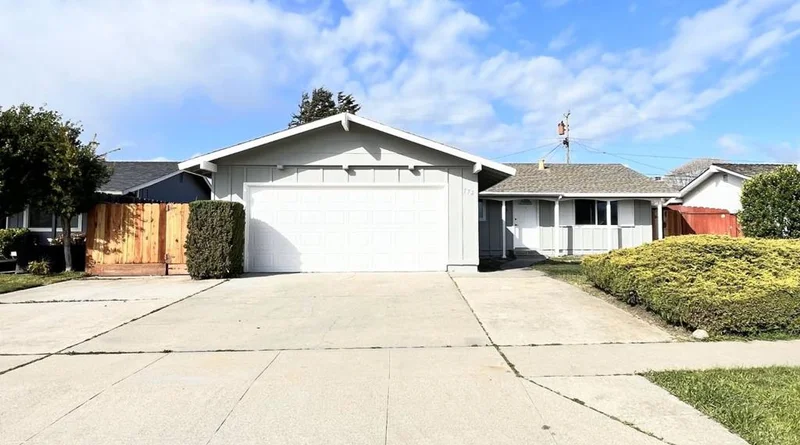 772 Bedford Drive, Salinas, CA 93901