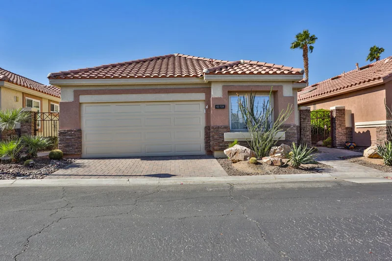 42725 Turqueries Avenue, Palm Desert, CA 92211
