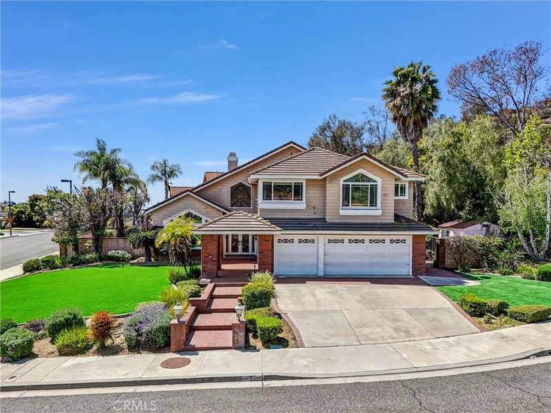 1 El Vecino Place, Phillips Ranch, CA 91766