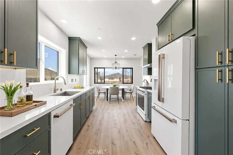 6242 Morley Avenue, Los Angeles, CA 90056