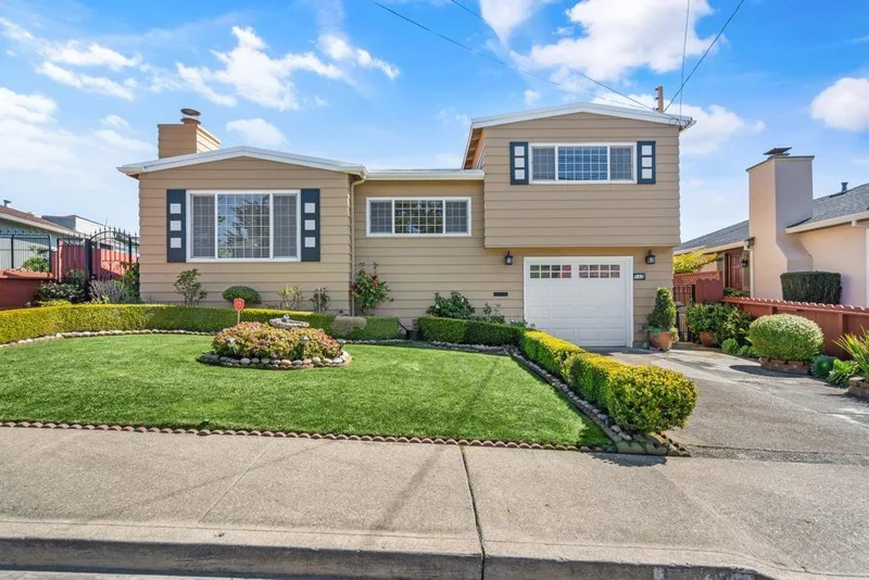 117 Dundee Drive, South San Francisco, CA 94080