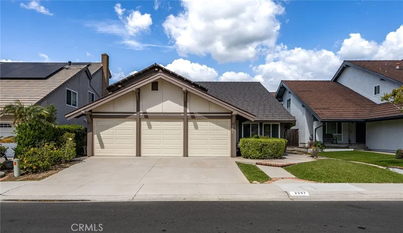 2257 Shadetree Circle, Brea, CA 92821