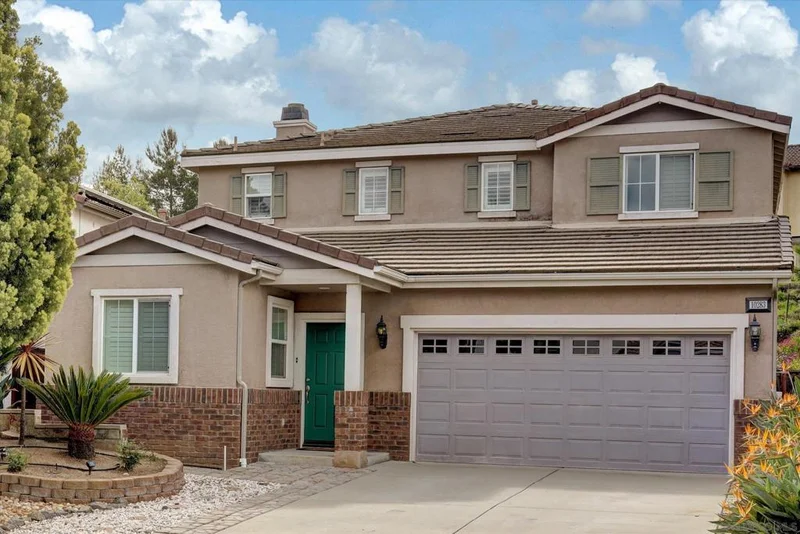 10283 Spruce Woodlands Way, Escondido, CA 92026