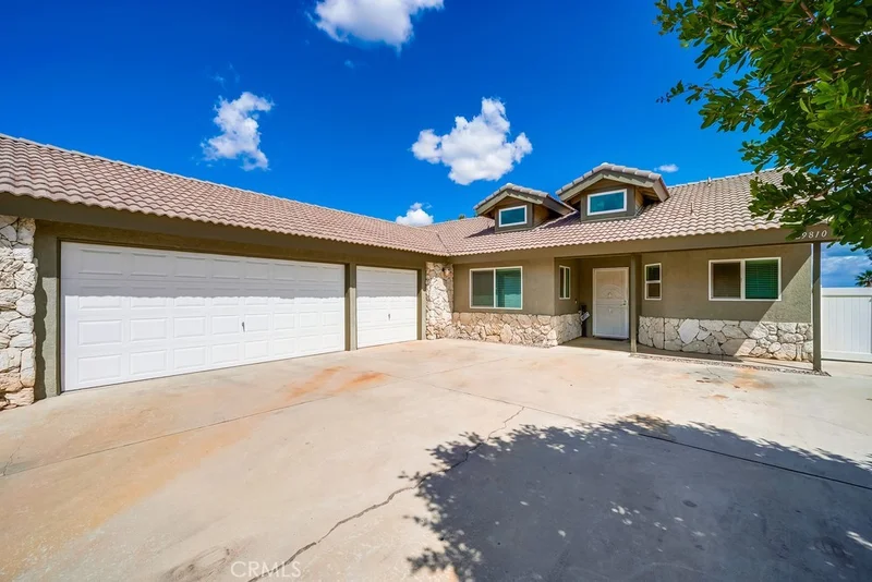 29810 Smugglers Point Drive, Canyon Lake, CA 92587