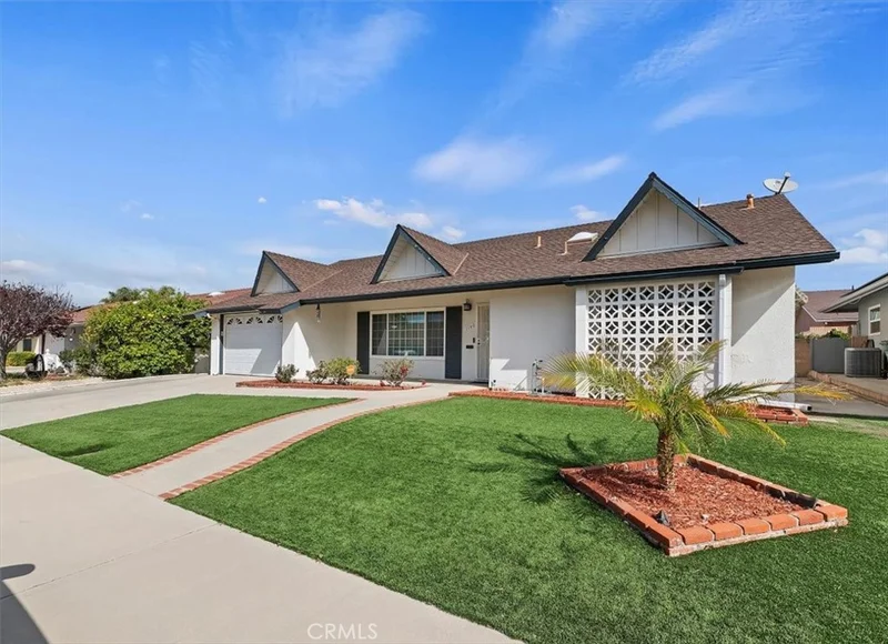 1160 W Montrose Avenue, Hemet, CA 92543