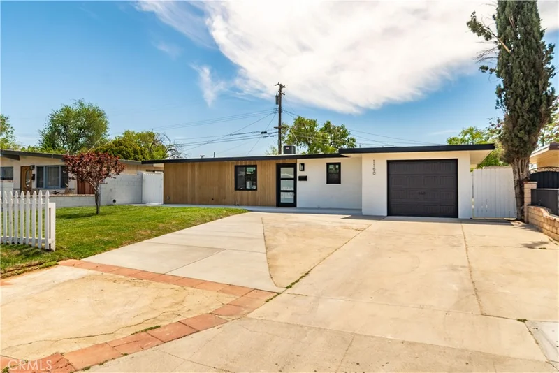 1150 W Avenue J12, Lancaster, CA 93534