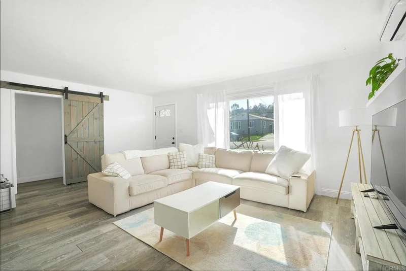 511 El Monte Road, El Cajon, CA 92020