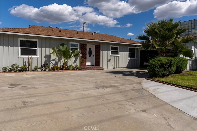 768 S Barranca Avenue, Covina, CA 91723